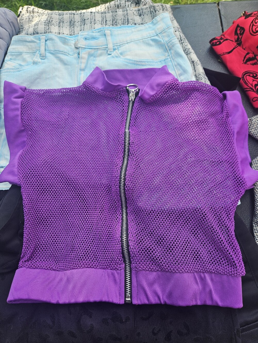 Love Purple Mesh Zip-up Vest Size M
